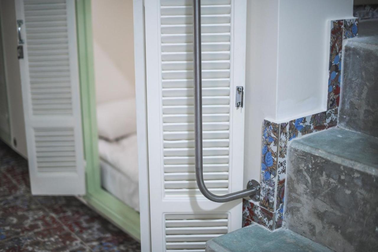 Damask Rose, Lebanese Guest House Jounieh Kamer foto
